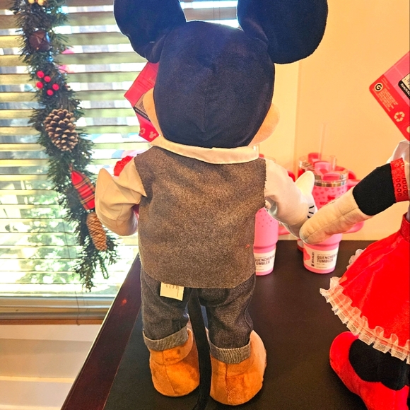 Disney Mickey and Minnie Mouse Valentine Greeters Plush 22" New with tags - Picture 6 of 8
